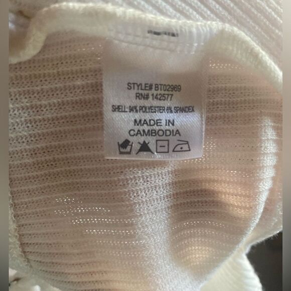 white spaghetti strap fashion top - Picture 8 of 9